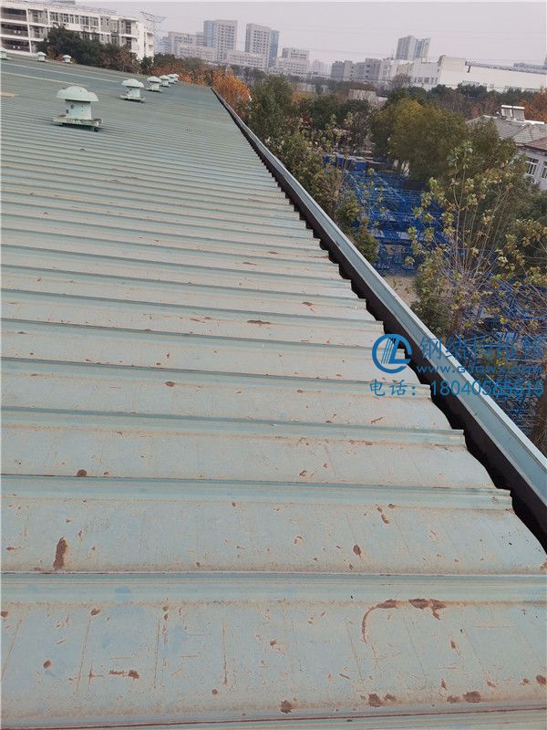 彩鋼瓦屋面防水,什么叫“一布三涂”(圖1) 彩鋼瓦屋面防水,什么叫“一布三涂”(圖1)